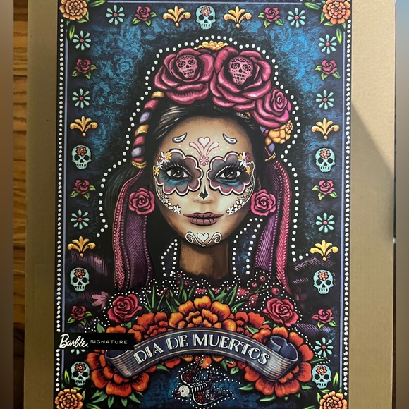 Barbie 2022 Dia De Muertos Doll - Picture 1 of 4